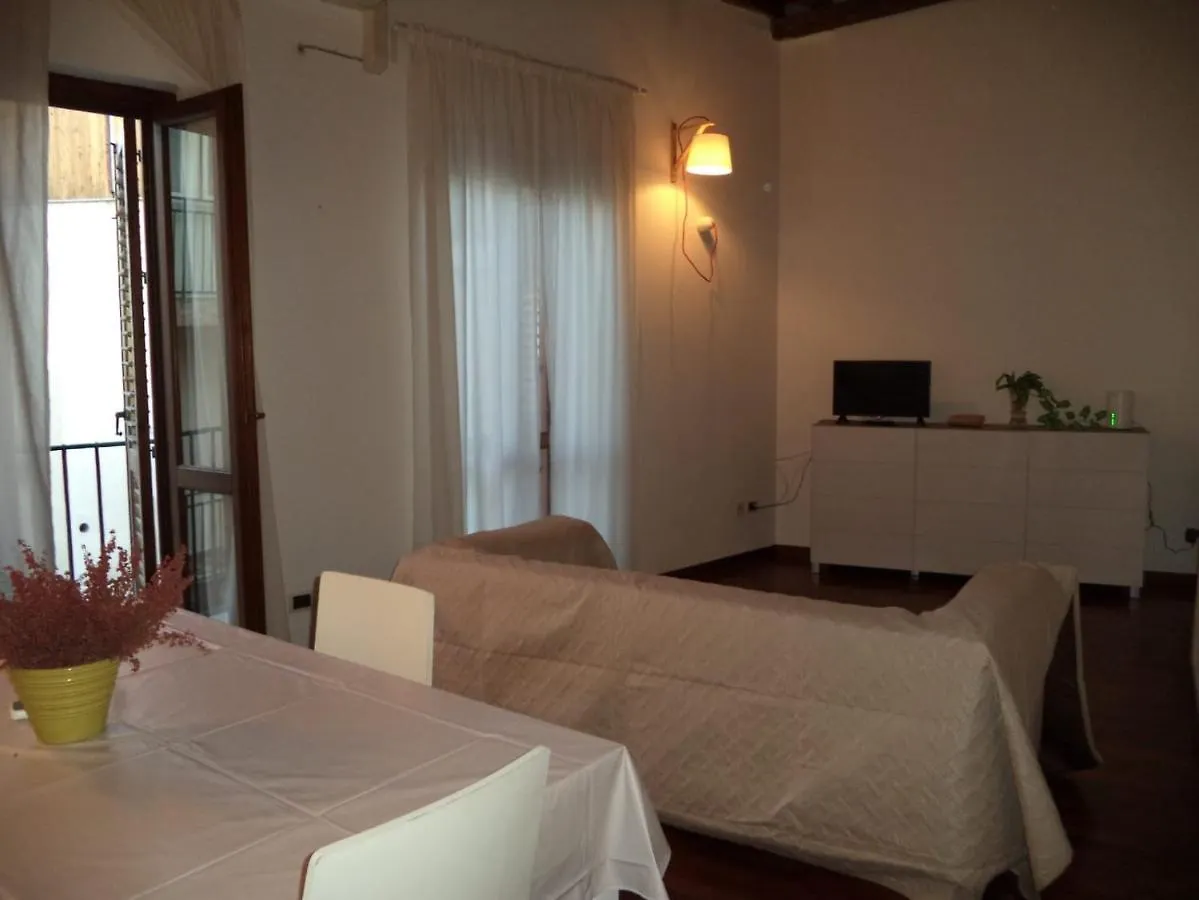 Locami Holiday&House Il Detto Casa Regina Apartament Palermo 0*,